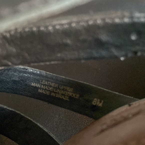 Women’s  black Gianni Bini heels.  Size 8m Leather upper, man made lining/sole - Picture 6 of 6